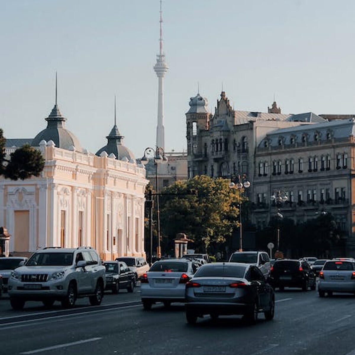 İzmir'den Uçaklı Yılbaşı Özel 3 Gece 4 Gün Konaklamalı Azerbaycan Bakü Turu