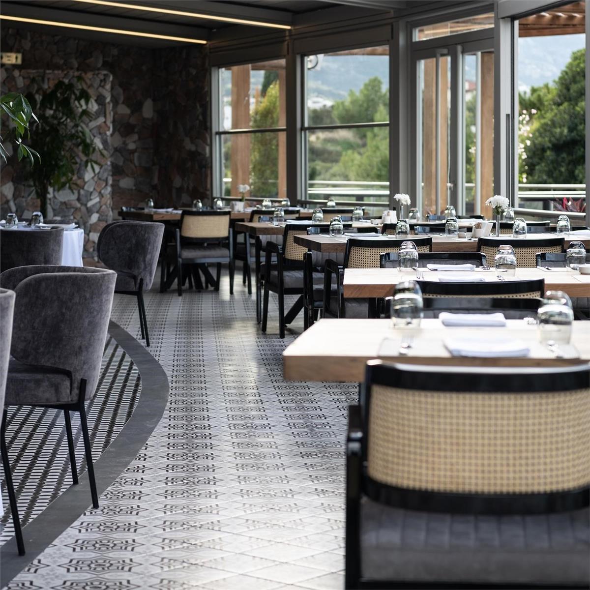 CHAMADA PRESTIGE HOTEL HERŞEY DAHIL