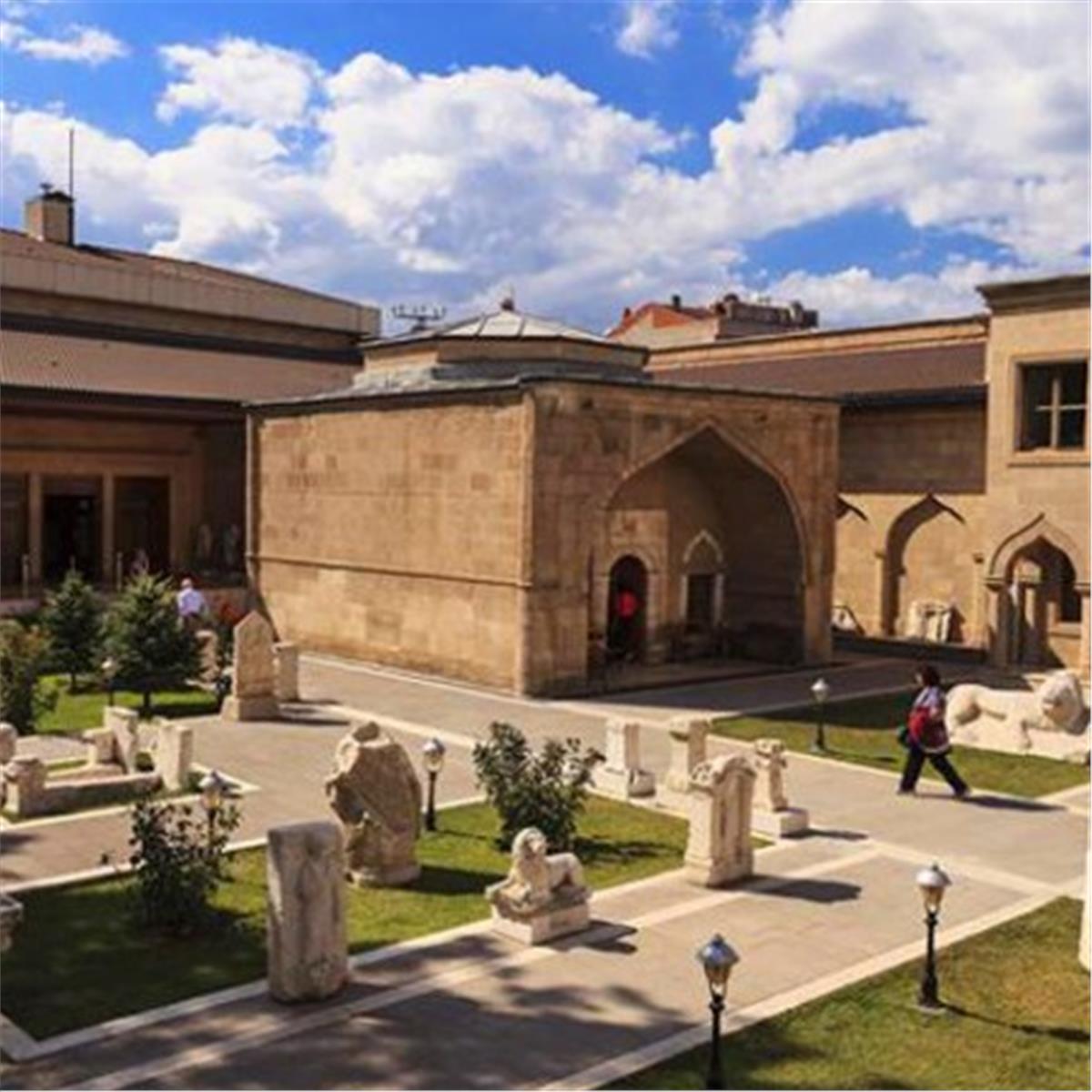YILBAŞI ÖZEL 2 GECE 3 GÜN 5* HILYON GARDEN INN ISPARTA KONAKLAMALI ISPARTA DAVRAZ KAYAK MERKEZI TURU