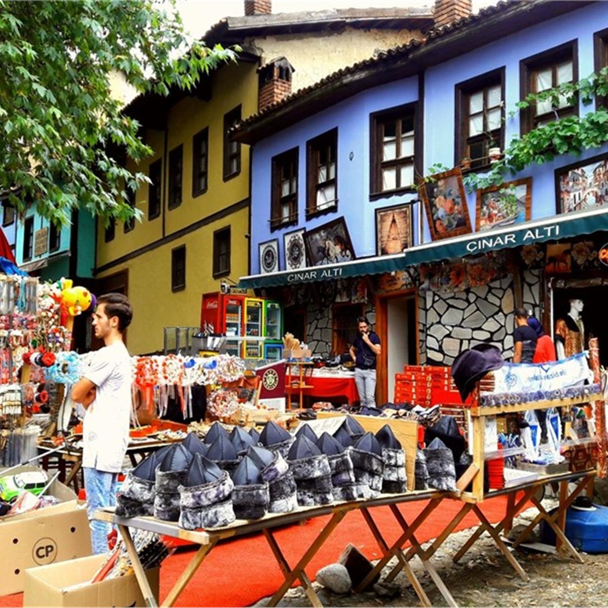 Gölyazı pazaryeri görünüm
