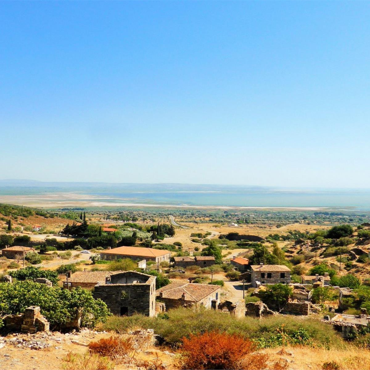 Domatia Köyü kuşbakışı manzara