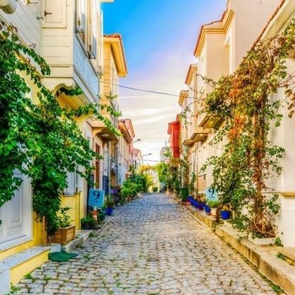İZMIR ÇIKIŞLI 8 MART DÜNYA KADINLAR GÜNÜ ÖZEL GÜNÜBIRLIK AYVALIK CUNDA TURU
