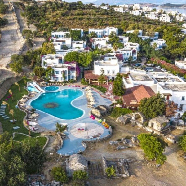 GOLDEN MUSEUM RESORT & SPA