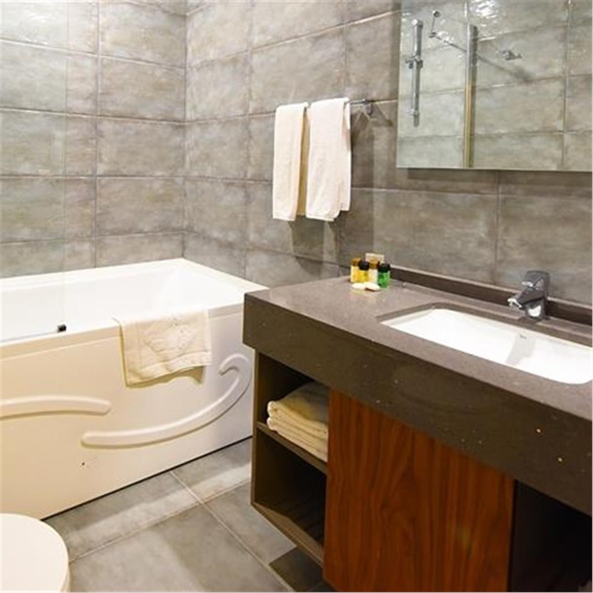 YILBAŞI ÖZEL 2 GECE 3 GÜN HIERAPARK THERMAL & SPA HOTEL DELUXE KONAKLAMA VE YILBAŞI GALASI DAHIL PAMUKKALE TERMAL OTEL TURU