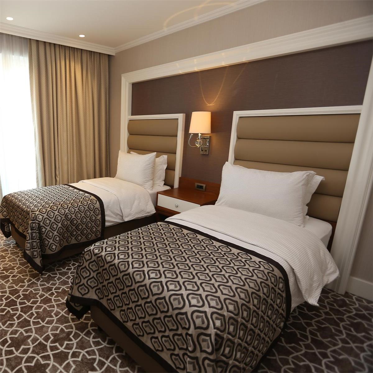 İZMIR ÇIKIŞLI YILBAŞI ÖZEL 3 GECE 4 GÜN ALUSSO THERMAL HOTEL SPA & CONVENTION CENTER KONAKLAMALI YILBAŞI GALA YEMEĞI