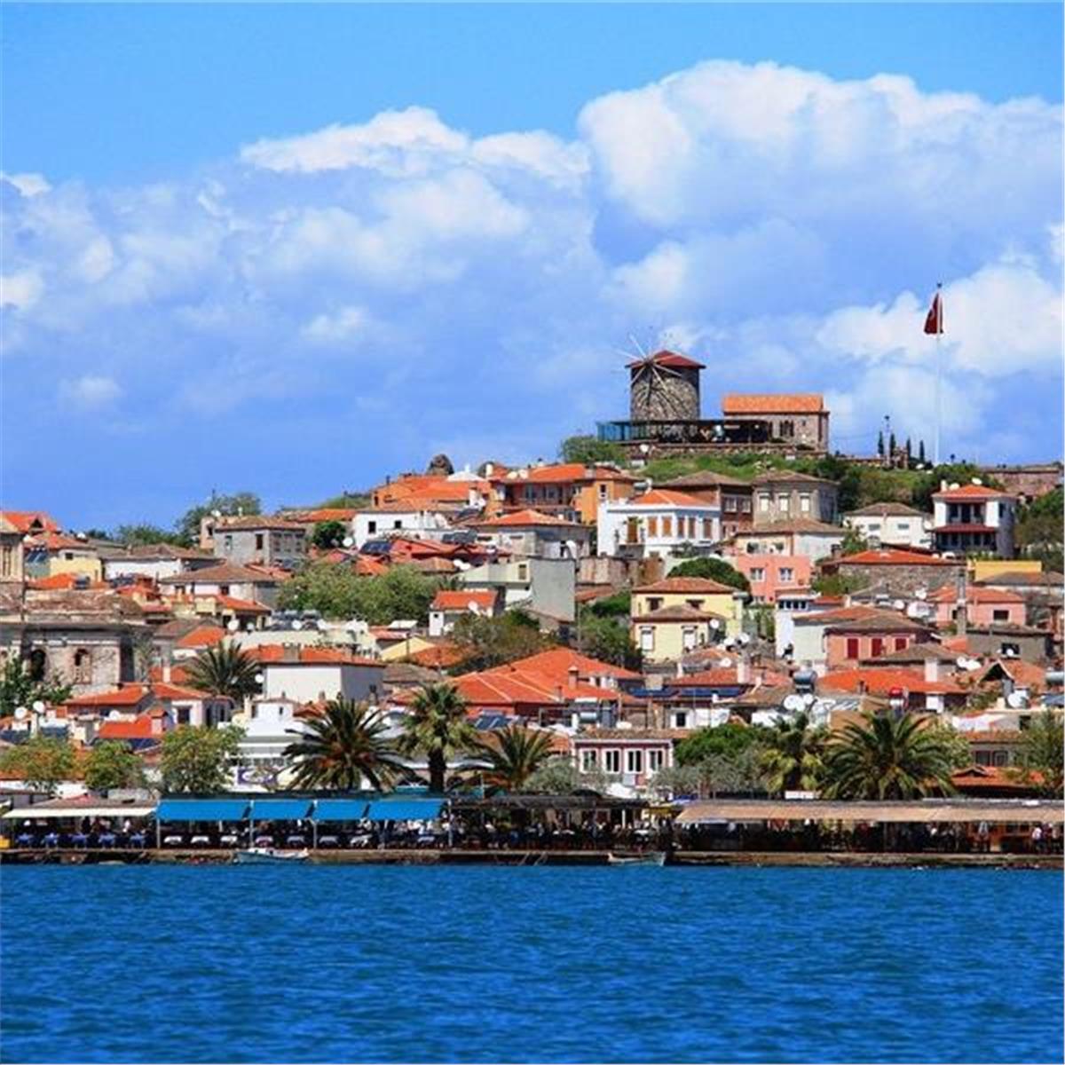 İzmir Çıkışlı Günübirlik Kazdağları, Cunda Adası, Hasan Boğuldu ve Sütüven Şelalesi. Üstelik Sarımsaklı Plajı Yüzme Molalı