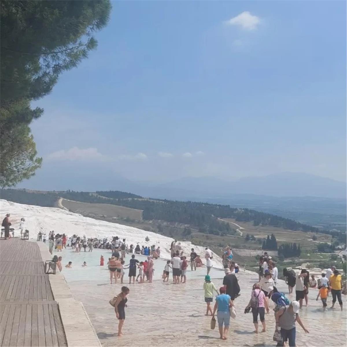 İZMIR'DEN KALKIŞLI 2 GECE 3 GÜN HALICI TERMAL HOTEL KONAKLAMALI YILBAŞI ÖZEL TERMAL HOTEL İLE PAMUKKALE TURU