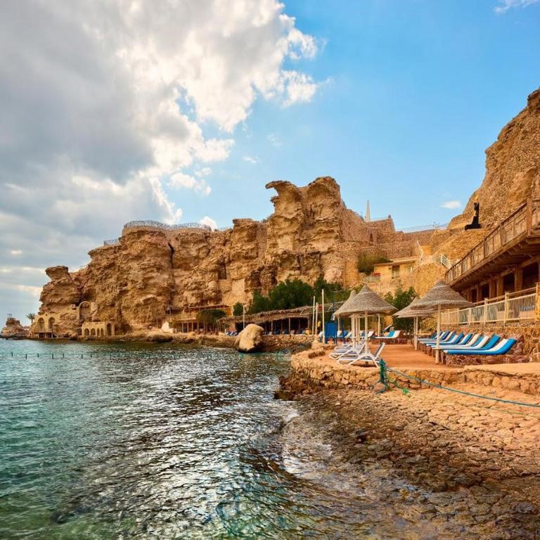 İzmir'den Uçak İle Hareketli 4 Gece 5 Gün 5 Yıldızlı Dreams Beach Resort Hotel Konaklama Sharm El Sheikh Turu