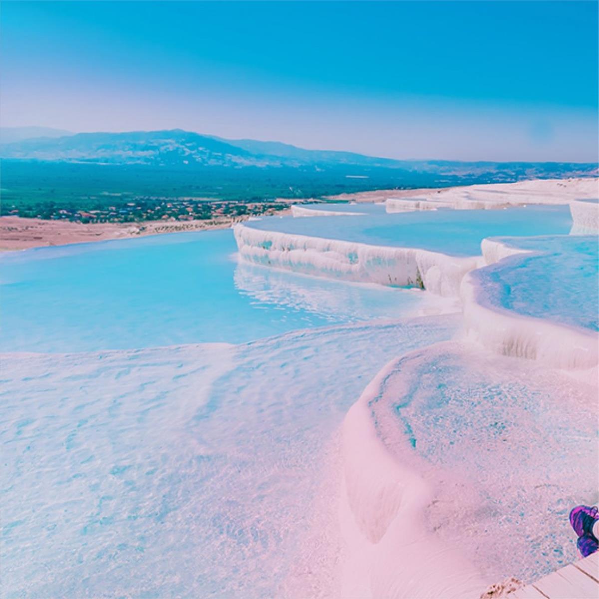 İzmir Çıkışlı 1 gece 2 gün Efes Harabeleri, Pamukkale Travertenler, Afrodisias ve Hierapolis Antik Kenti ile Antik Rotalar Turu.