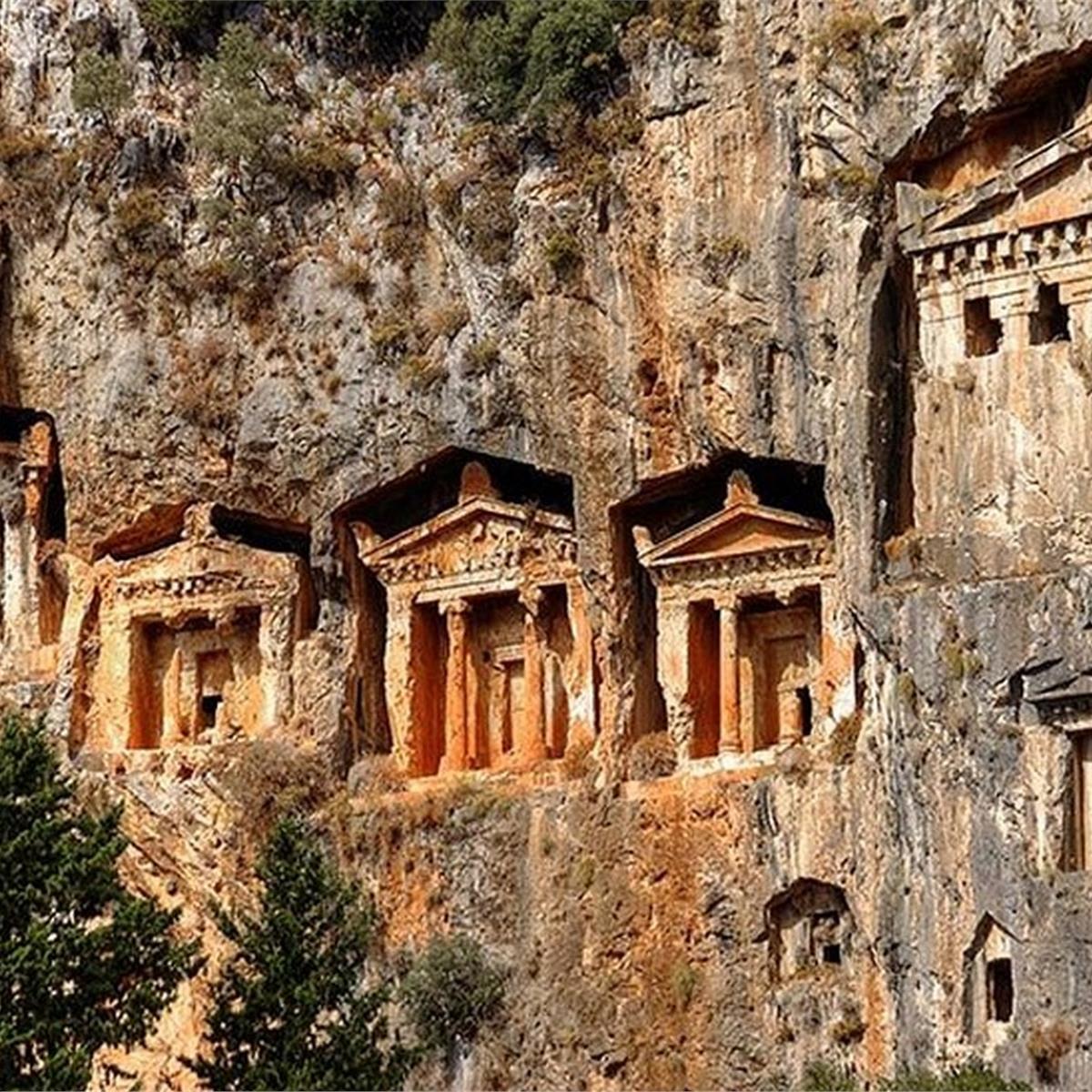 İzmir Çıkışlı 3 gece 4 gün Fethiye Likya Turu. Akyaka, Yuvarlakçay, Ölüdeniz Tekne Turu, Kelebekler Vadisi