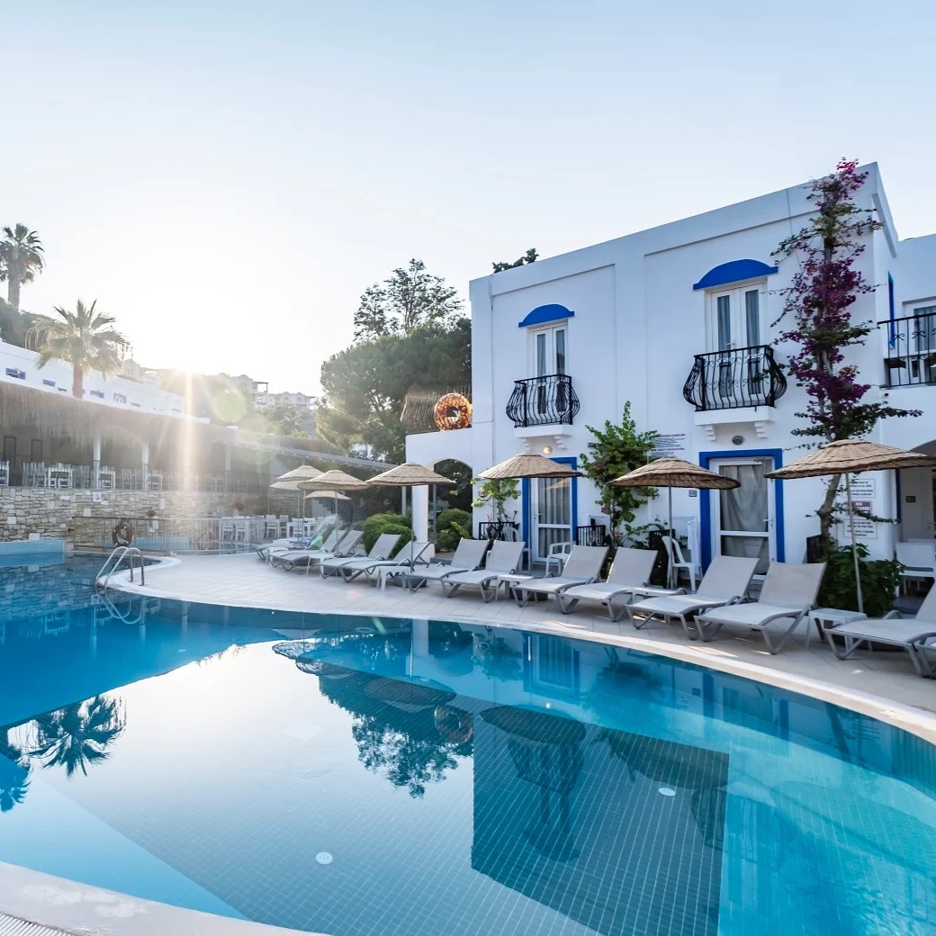 İzmir'den Otobüslü Yılbaşı Özel 1 Gece 2 Gün 4* Paloma Family Club Hotel Konaklamalı Gala Yemeği İle Bodrum Tatili