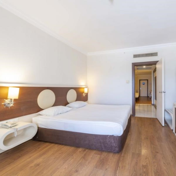 ANTALYA TRANSATLANTIK HOTEL & SPA