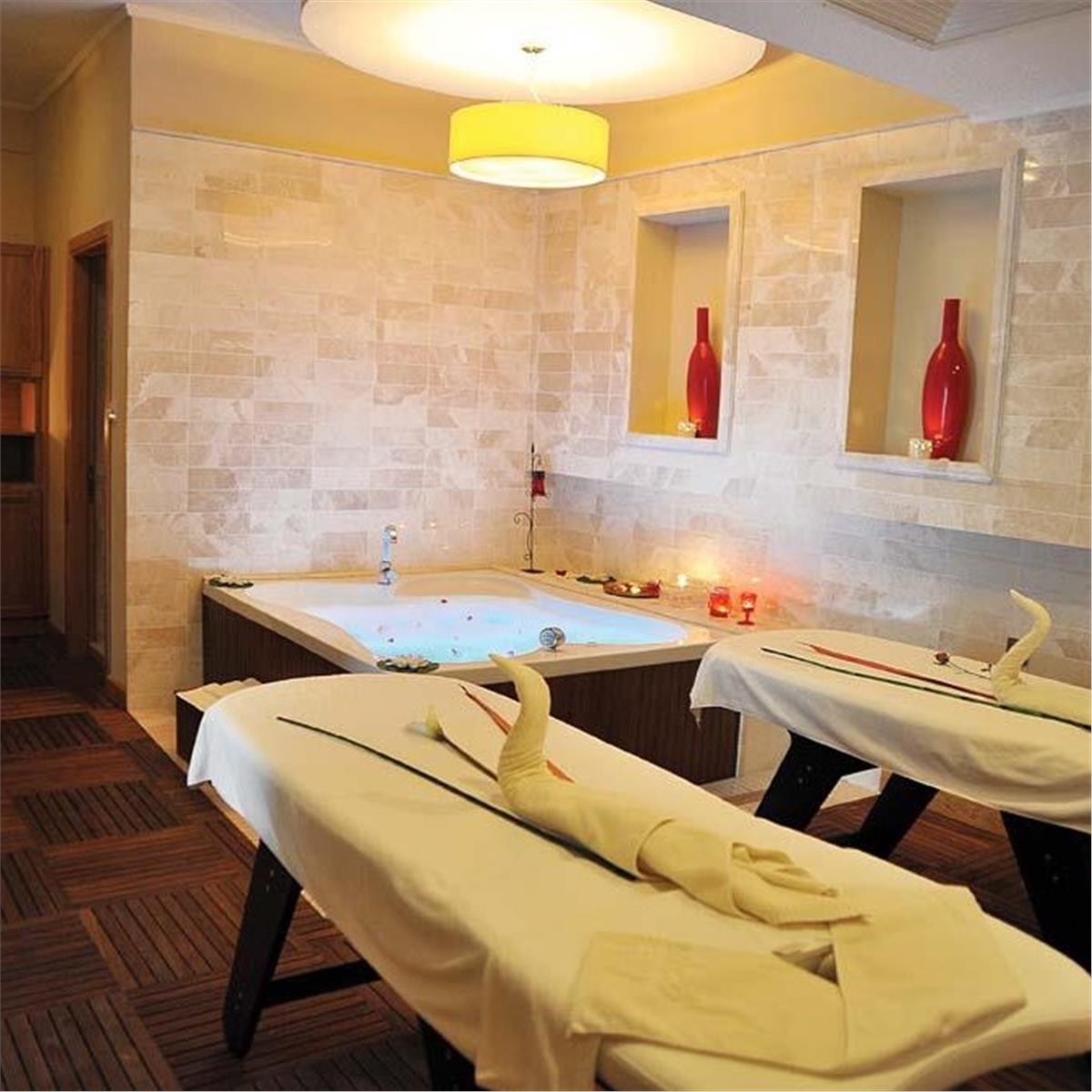 KIBRIS ACAPULCO RESORT HOTEL & CONVENTION & SPA TAM PANSIYON PLUS KONAKLAMA
