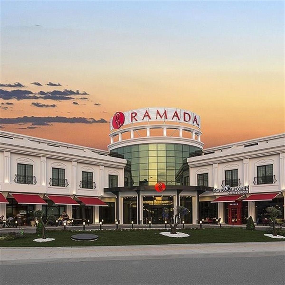 İzmir Çıkışlı 1 gece 2 gün 5 Yıldızlı Ramada By Wyndam Konaklamalı Abant, Kartepe ve Uludağ ile 3'lü Kar Keyfi Turu.