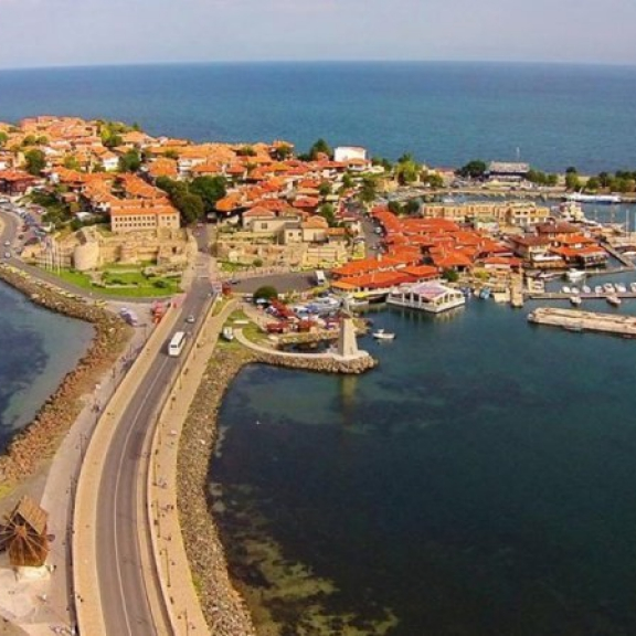İzmir'den Otobüslü 1 Gece 2 Gün Konaklamalı Bayram Özel Maşukiye Yedigöller Mudurnu Göynük Turu
