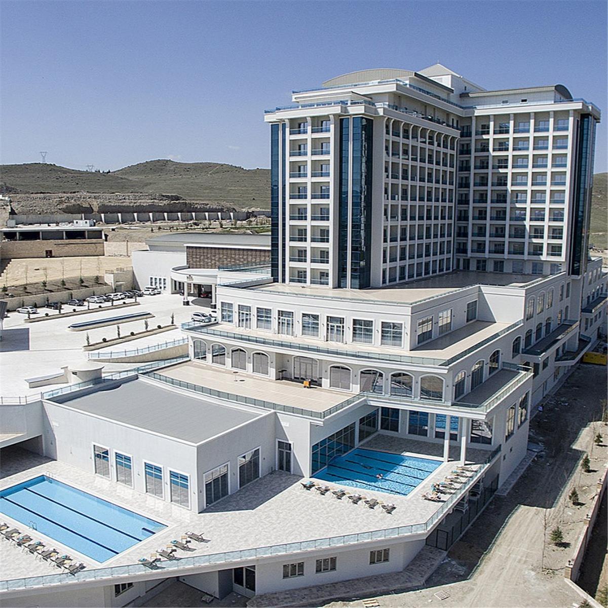 İZMIR ÇIKIŞLI YILBAŞI ÖZEL 3 GECE 4 GÜN ALUSSO THERMAL HOTEL SPA & CONVENTION CENTER KONAKLAMALI YILBAŞI GALA YEMEĞI