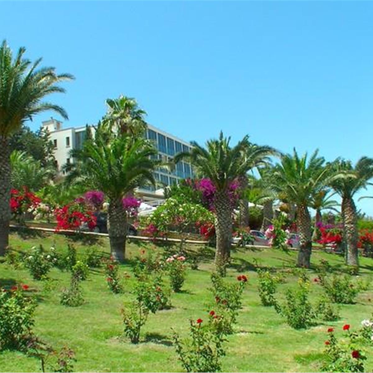 DENIZ KIZI HOTEL YARIM PANSIYON