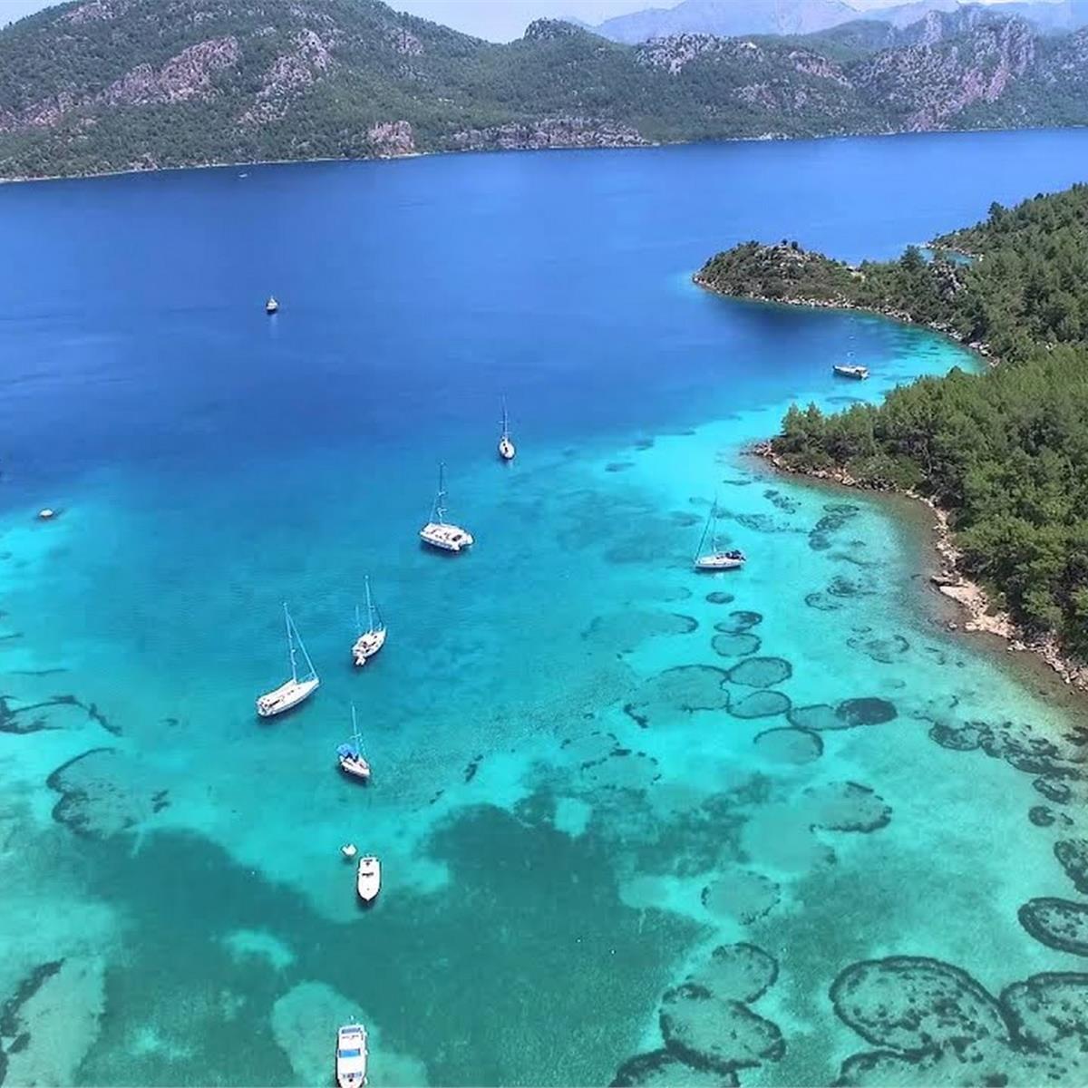 İZmir Çıkışlı 2 gece 3 gün Konaklamalı Akyaka, Kız Kumu, Bozburun, Selimiye ile Marmaris Turu