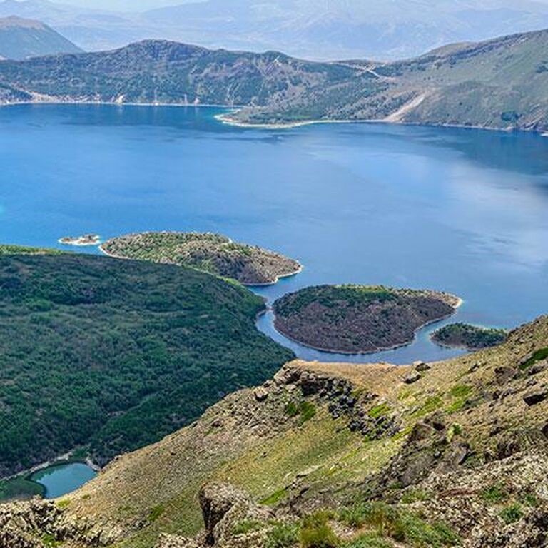 İzmir'den Kalkışlı 3 Gece 4 Gün Konaklamalı Van Havzası Turu