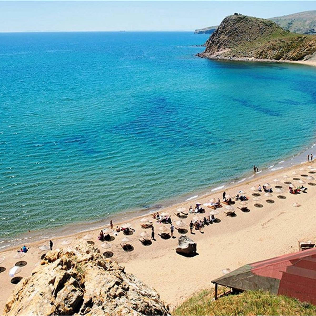 Gökçeada plaj manzarası