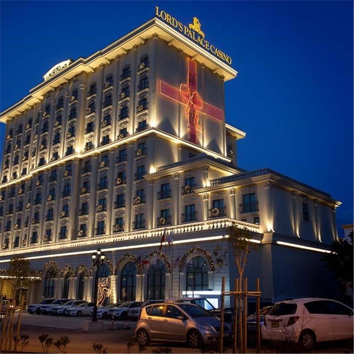 LORD’S PALACE HOTEL TAM PANSIYON PLUS KONAKLAMA SEÇENEKLERI