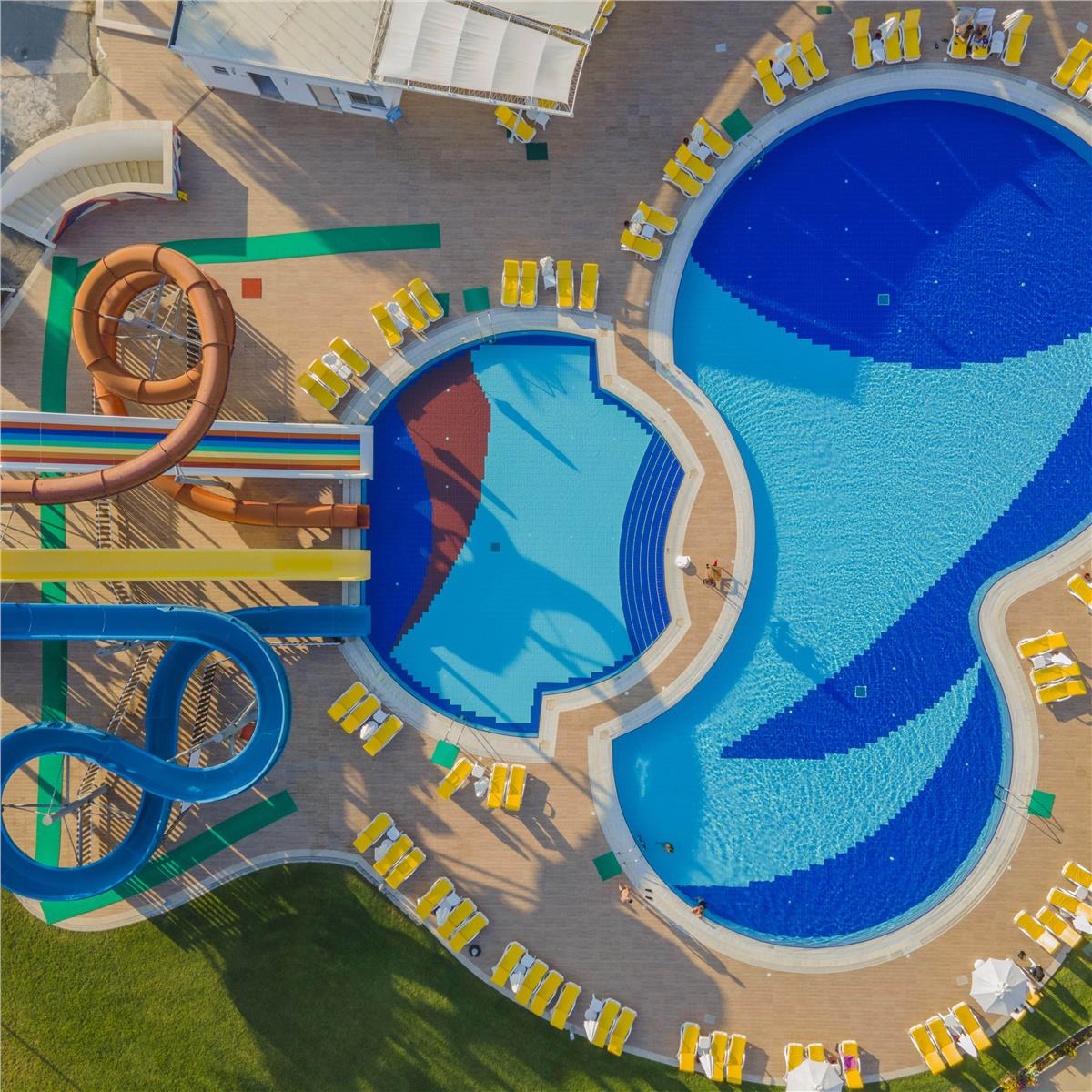 KIBRIS SALAMIS BAY CONTI RESORT HOTEL'DE GÜLDEN YILBAŞI GALASI