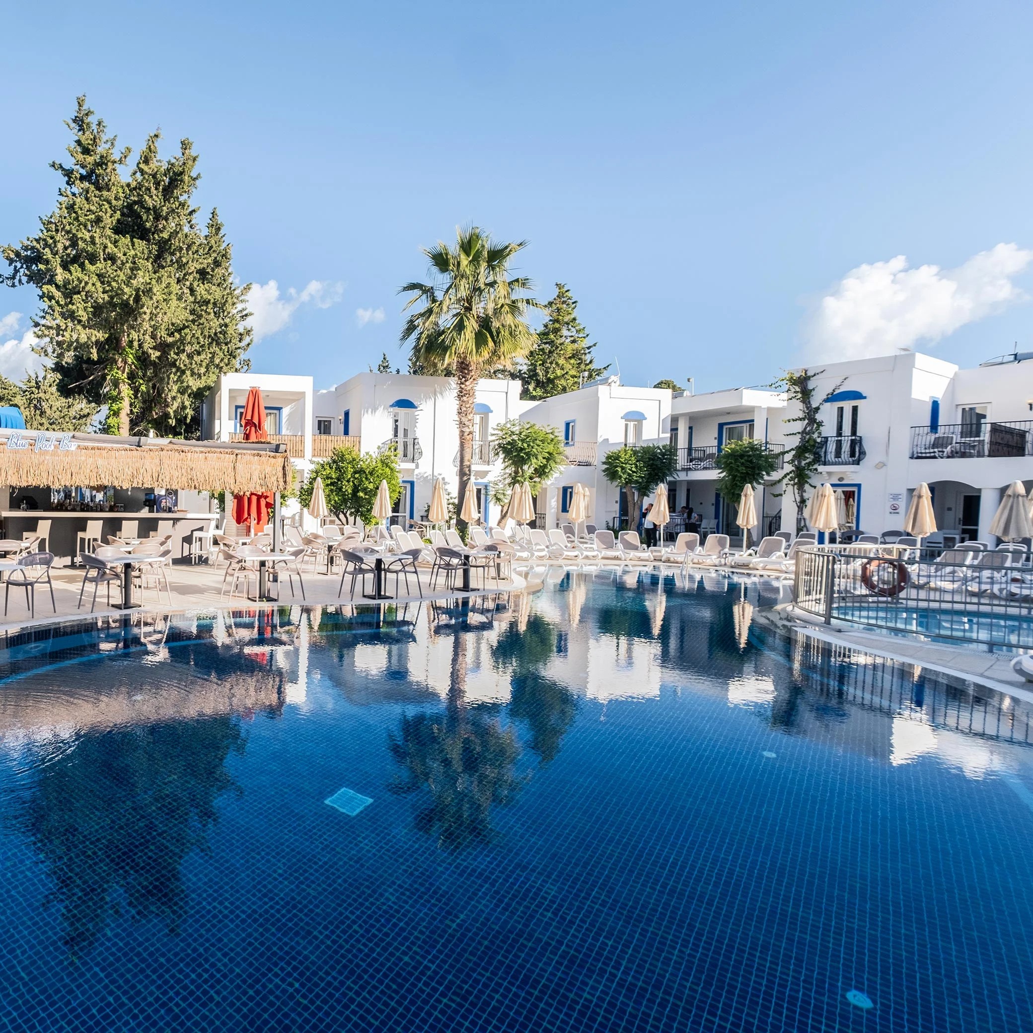 İzmir'den Otobüslü Yılbaşı Özel 1 Gece 2 Gün 4* Paloma Family Club Hotel Konaklamalı Gala Yemeği İle Bodrum Tatili